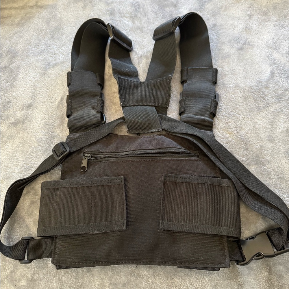 Black Tactical Chest Rig - Picture 2 of 2